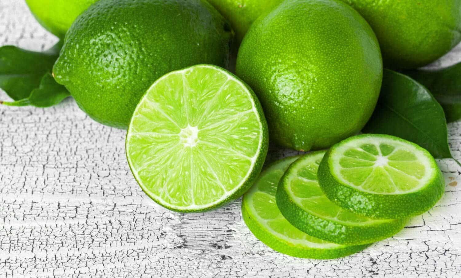 LIMÓN MEXICANO CON SEMILLA GRANDE